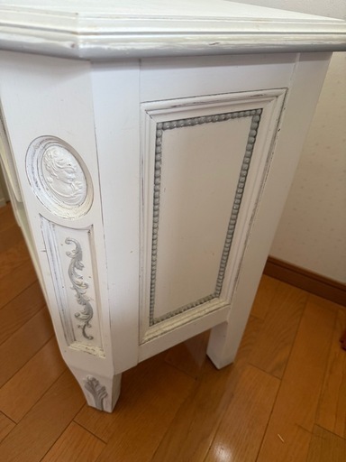 1/17まで】kino サイドテーブル ホワイト 節約