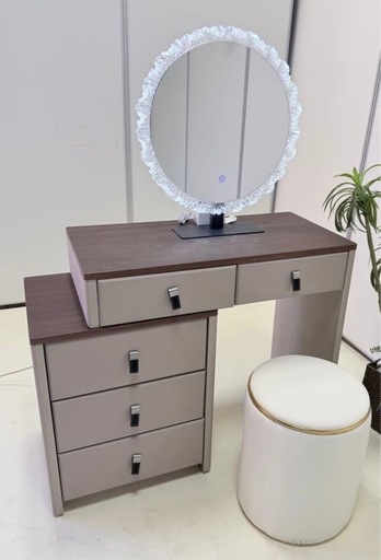 美品‼️オシャレなドレッサー✨
