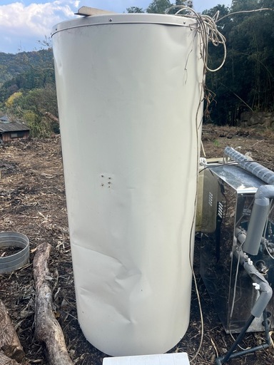 日立電機温水器 BE-S37E 電圧200V 中古