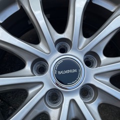 スタッドレスタイヤ、ホイール4本セットの画像