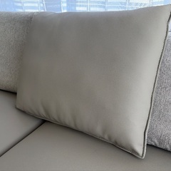 お洒落なソファー【2月7日までの掲載】の画像