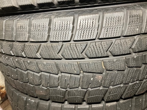 バリ山 フォレスター　XV 225/60R17 スタッドレスタイヤ　4本　アウトバック　エクストレイル　2020年　