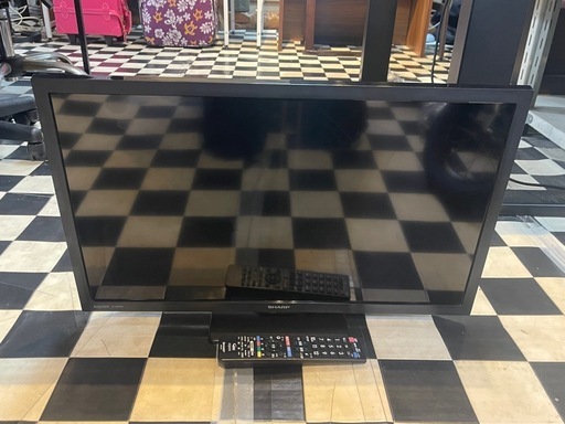 【リサイクルサービス八光】2023年製　SHARP AQUOS 24型液晶テレビ(2T-C24DE) Wチューナー/裏番組録画対応