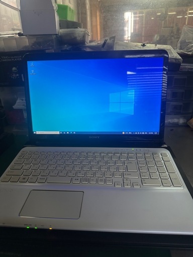 SONY VAIO   SVE151L11N