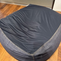 無印良品 体にフィットするソファ デニムカバー ビーズクッションの画像