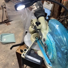 マキタスライド丸鋸LS0611FLの画像