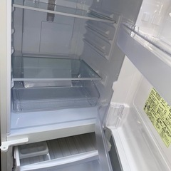 送料・設置込み可🉐表示価格より10%OFF🉐　冷蔵庫　137L SHARP 2020年【分解クリーニング済み】　の画像