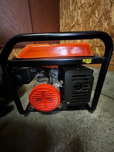 値下げしました　発電機　ナカトミEG-2000