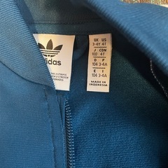 adidasトラックジャージセットアップ　100cmの画像