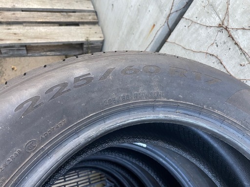 225/60R17 中古タイヤ　2025年式