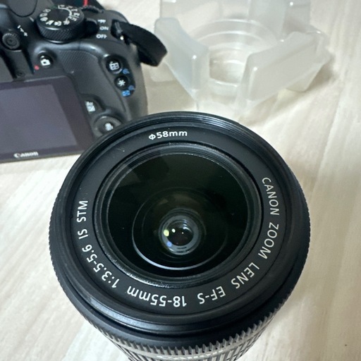 【美品】Canon EOS Kiss X7 ダブルズームキット 一眼レフカメラ