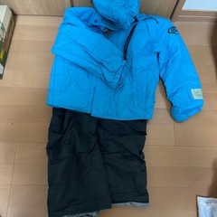 【お話中】スキーウェア　上下　140センチの画像