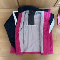 ウィンドブレーカー　140センチの画像