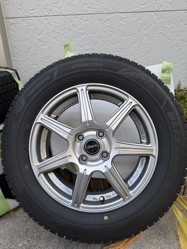 ホイル付きブリヂストン(BRIDGESTONE) スタッドレスタイヤ
