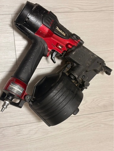 釘打ち機