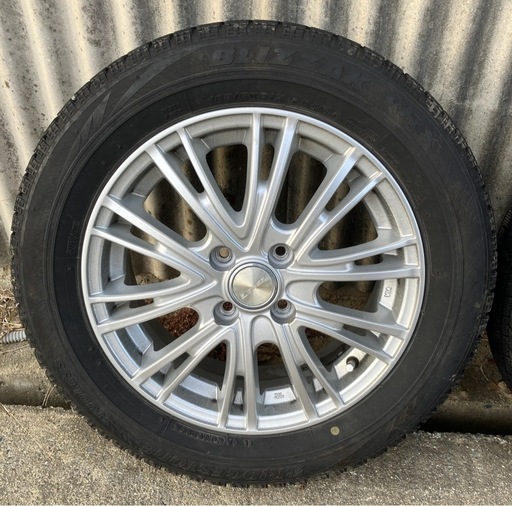 最終値下げ① 室内保管】ブリヂストン スタッドレス 185/60R15 シエンタ/アクア/フィット等に！ 4本セット