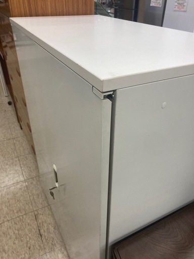 【ジモティー割引で最大15％OFF⭐️】PLUS スチールキャビネット　ロッカー L5-105A 　鍵付き