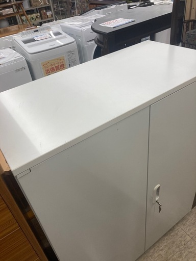 【ジモティー割引で最大15％OFF⭐️】PLUS スチールキャビネット　ロッカー L5-105A 　鍵付き