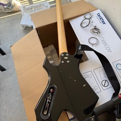 ジャンクのエレキベースギターの画像