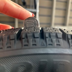 ♦︎⑥175/60R14 スタッドレスタイヤの画像