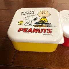 スヌーピー  容器３つセットの画像