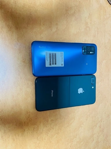 Apple iPhone 8Plus 　、Android RedmiNote10T