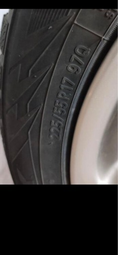 タイヤホイール付き　　225/55r/17