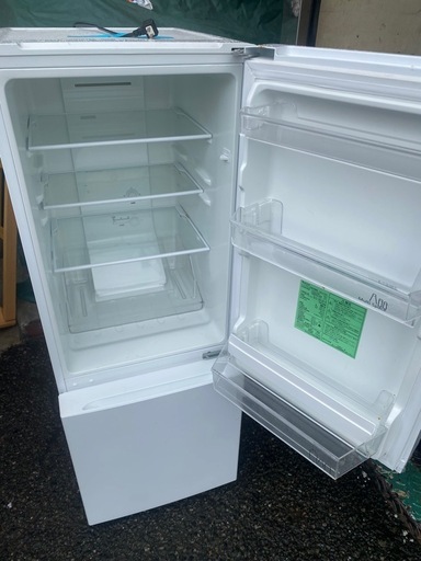 NO B729?福岡市内配送設置無料✨?YAMADASELECT(ヤマダセレクト）　YRZF15G1　2ドア冷蔵庫　(156L・右開き