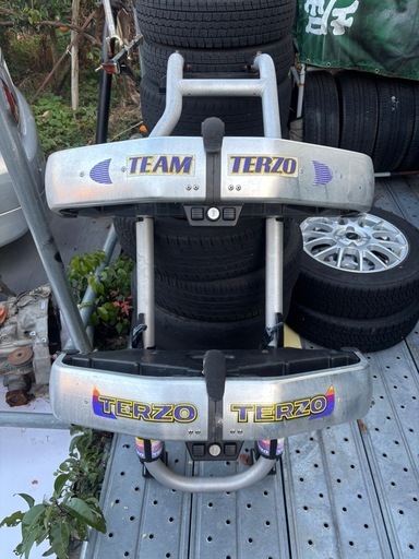 TERZO リアラダー ハシゴ 背面ラダー スキーキャリア　車種不明