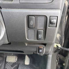 フロンティアグループ★お得なアウトレット中古車♪諸費用コミコミ乗り出し価格！タントカスタム 車検付きR8/07までの画像