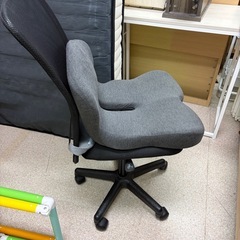 オフィスチェアの画像