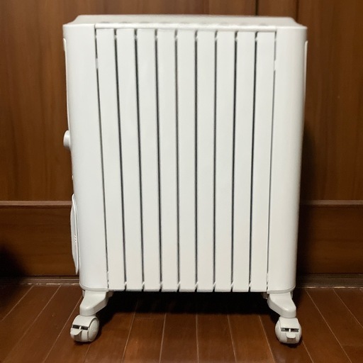 美品！　デロンギ　オイルヒーター