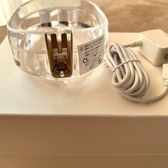 リファ　頭皮ケア　本体と充電コード　ケース付き　の画像