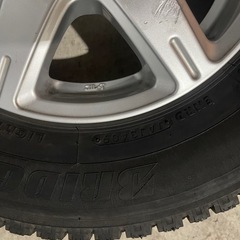 13インチアルミホイール＆スタッドレスタイヤ4本セット！の画像