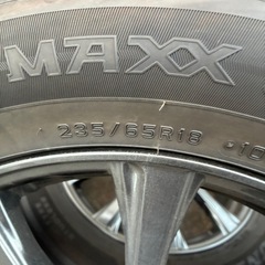 235/65-18 バリ山 スタッドレス ダンロップ  21年製SUVなどにの画像