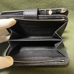 FURLA 2つ折り財布の画像