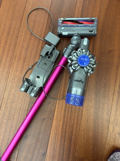 Dyson v6 (わさび) 西阿知の生活家電《掃除機》の中古あげます・譲り
