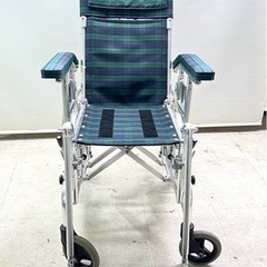 介護用車椅子の画像