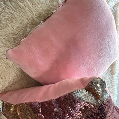 キラキラクッション　2個の画像