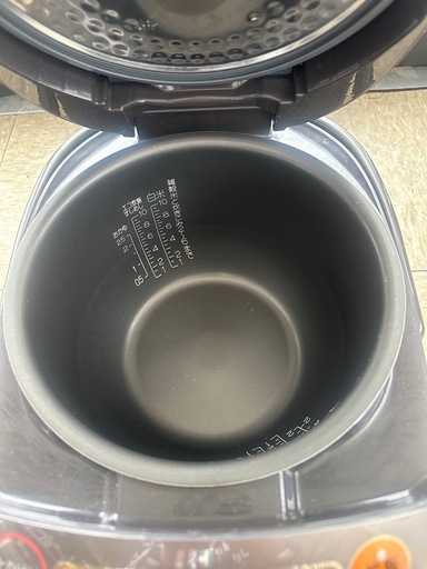 動作品/象印 IH炊飯器 炊飯ジャー NP-VJ18極め炊き 豪熱沸とうIH ブラック