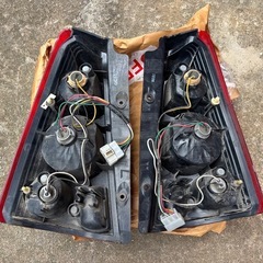 [値下げ]スバルプレオ テールレンズ 後期 左右セットの画像