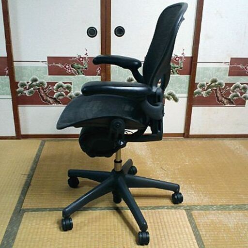 ★動画有り！　Herman Miller　ハーマンミラー　アーロンチェア　可動肘付　オフィスチェア　AE123AWB　PJG1C7　中