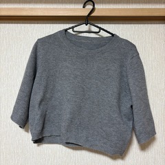 【新品未使用】グレー　ニット　ショート丈　クロップド丈　ミニ丈　...