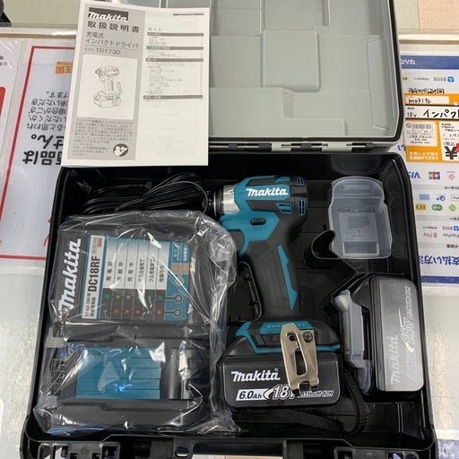 インパクトドライバ　MAKITA　TD173DRGX　※未使用品　充電器・充電池2個・ケース付