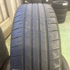 無料タイヤ　215/55R18【4621】の画像