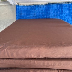 三つ折りマットレス(ブラウン)の画像