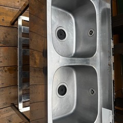 二層ステンレスシンクの画像