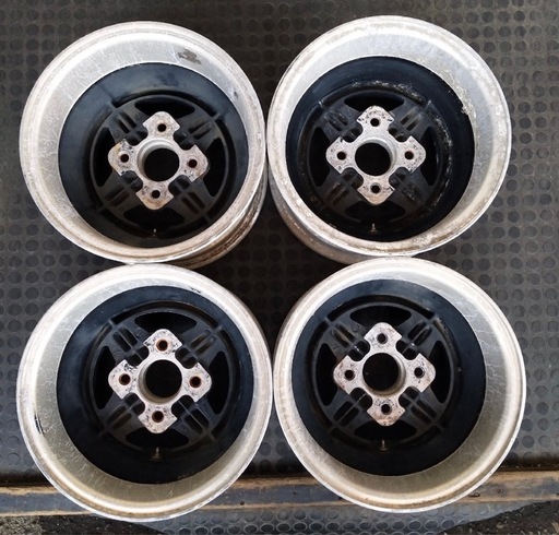 【4本価額】【13x7J 4x114.3 ET+5 ハブ72】深リム