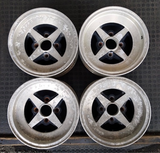 【4本価額】【13x7J 4x114.3 ET+5 ハブ72】深リム