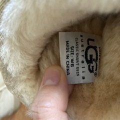 UGG ショートムートンブーツの画像